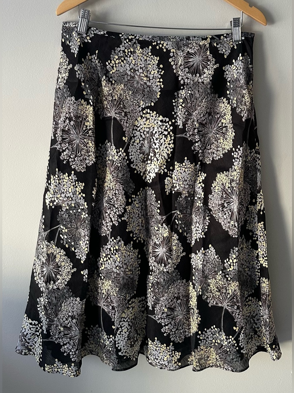 Talbots women’s skirt NWT size 12 shell:linen/silk